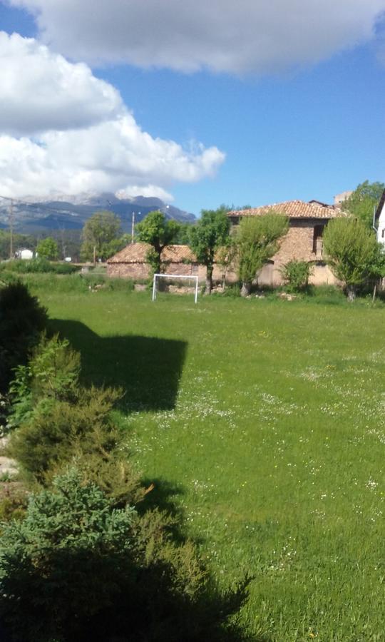 Casa Francho Hotel Laspaules Bagian luar foto